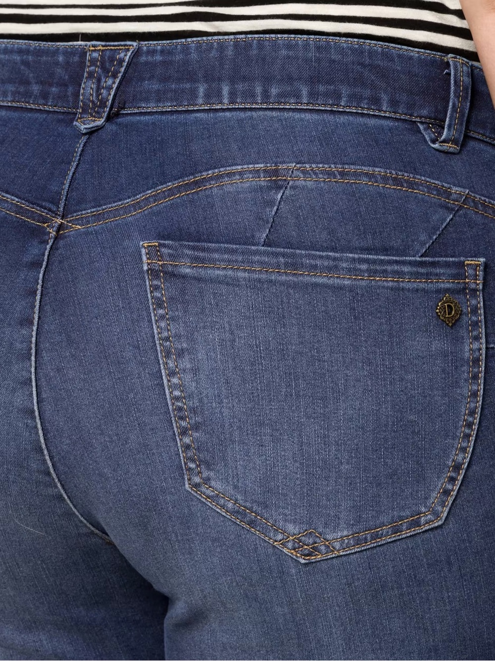 Democracy Women's Medium Dark Blue Straight-Leg Jeans - Picture 2 of 9